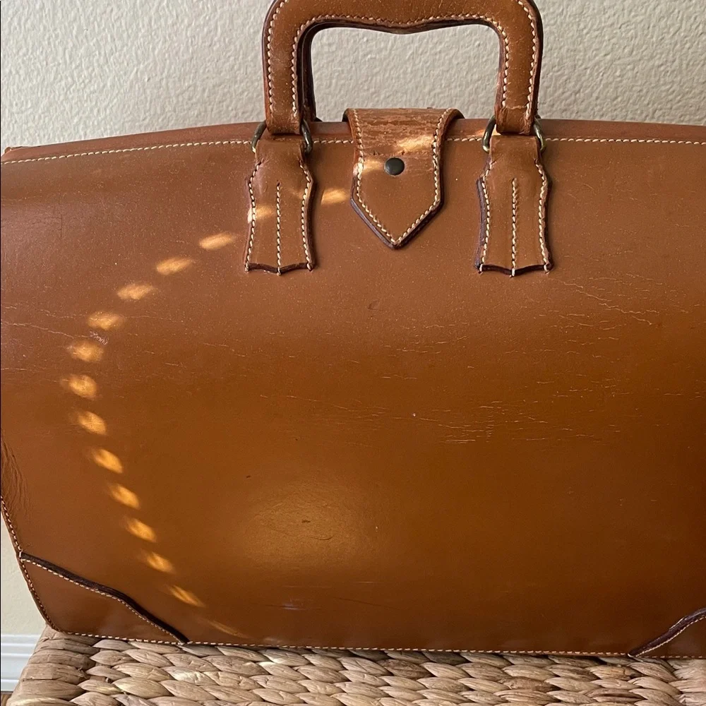 Vintage Tan Leather Brief/Doctor Case